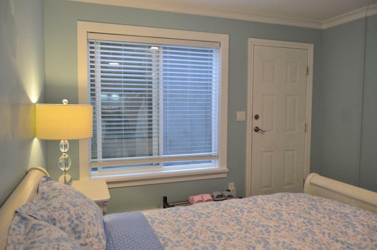 Jane'S Cozy Suite Surrey Dış mekan fotoğraf